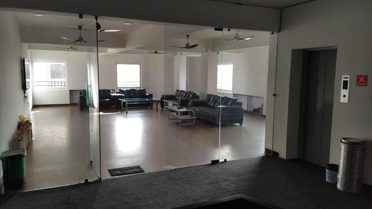 Hotel Grand Suites Indore Dış mekan fotoğraf